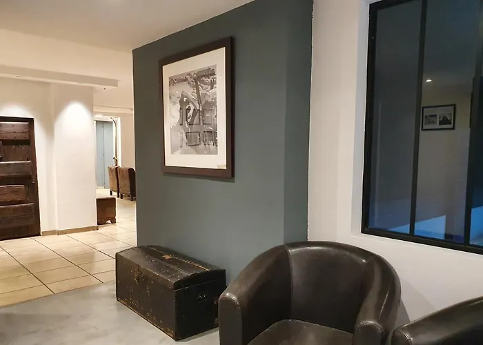 Du Bois Отель 3*