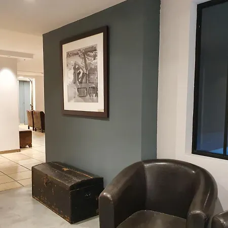 Du Bois Hotel 3*