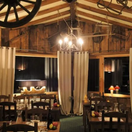 Hotel Du Bois