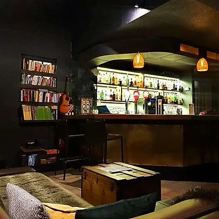 夏乐特杜博斯酒店 3* 莱苏什